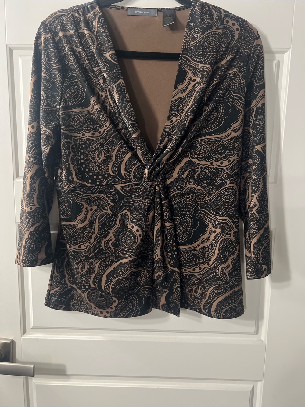 Liz Claiborne Blouse Women Regular Paisley V-Neck 3/4 Sleeve Black Brown